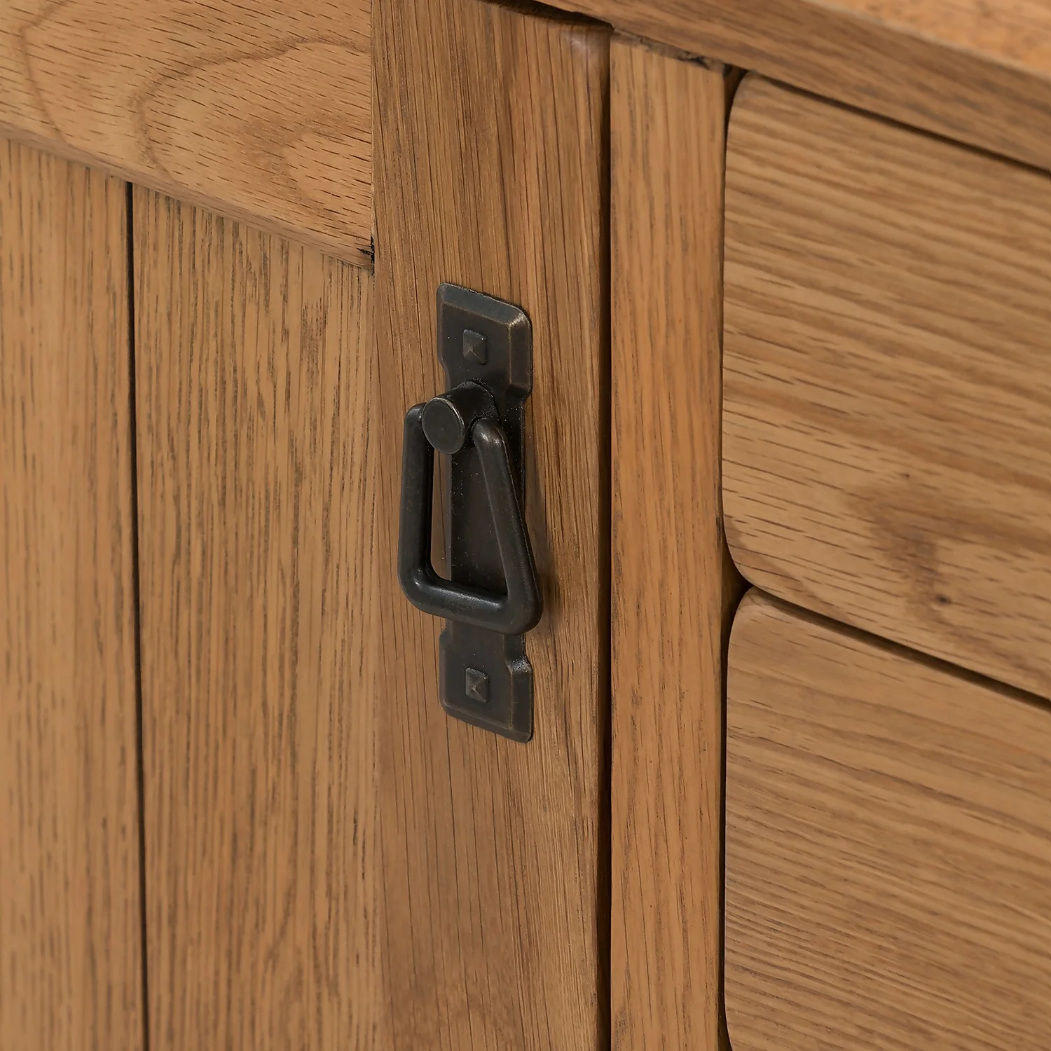 Hocombe Small Sideboard - Oak 8 Hocombe Small Sideboard - Oak - Image 6