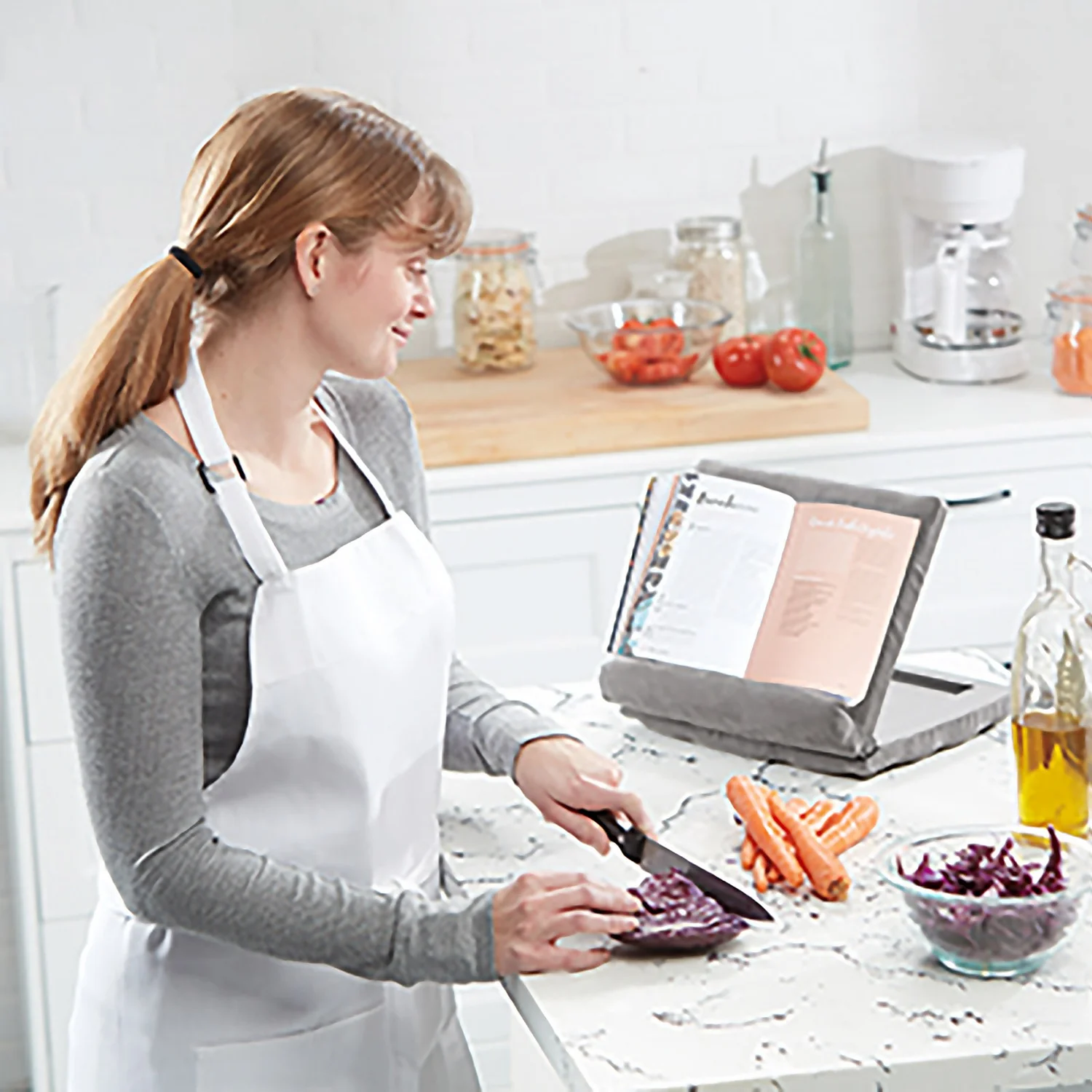 JML Pill-O-Pad Foldaway - Multi - Angle Soft Tablet Stand 7 JML Pill-O-Pad Foldaway - Multi - Angle Soft Tablet Stand - Image 5